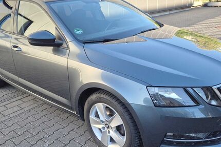 Skoda Octavia 93.800 km 12.950 &euro; Attendorn 57439