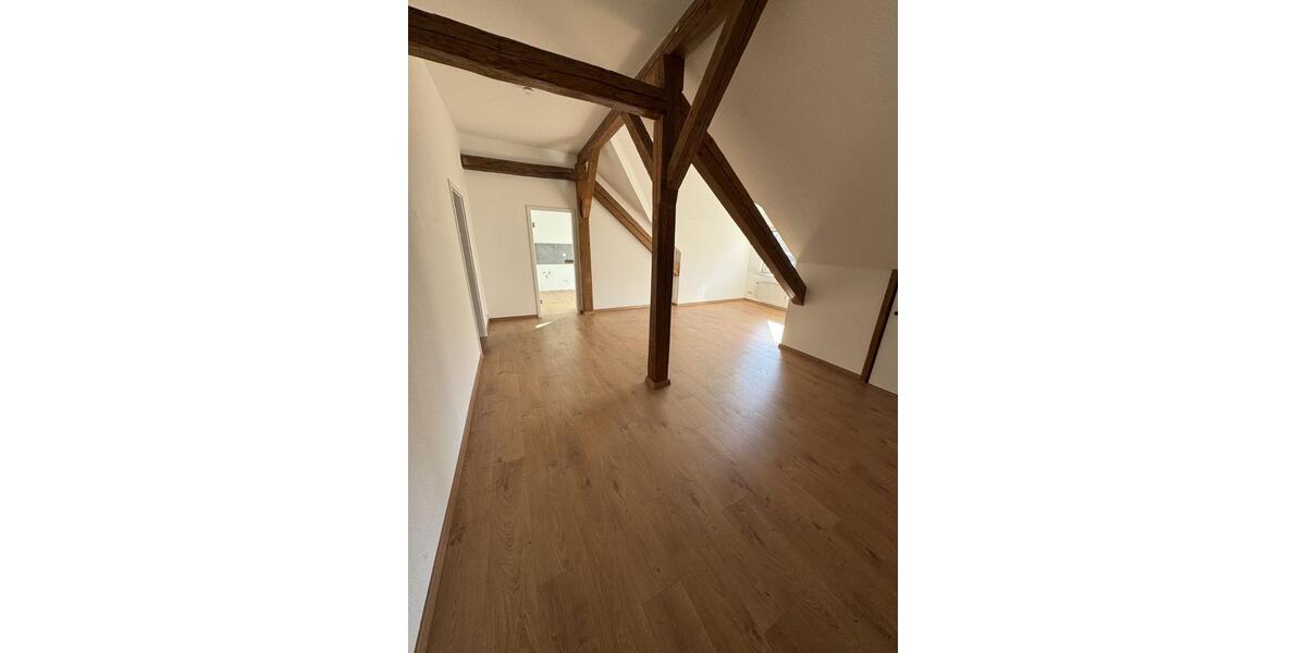 Dachgeschoßwohnung Lüdenscheid Augustenthal - 3 Zimmer, 82 m&sup2;, 650&euro; | Angebot:25793364