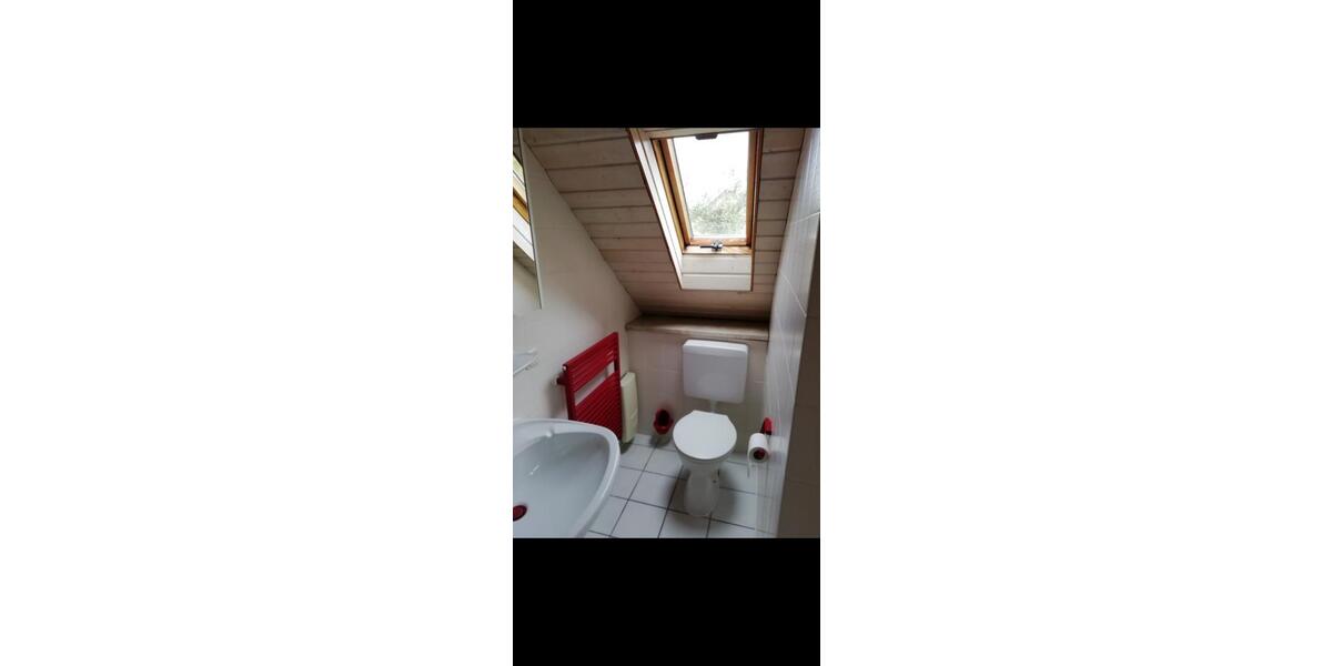 Dachgeschoßwohnung Freudenberg - 1 Zimmer, 32 m&sup2;, 360&euro; | Angebot:26048051