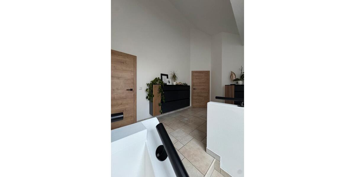 Einfamilienhaus Wissen - 6 Zimmer, 260 m&sup2;, 3.700&euro; | Angebot:26424936