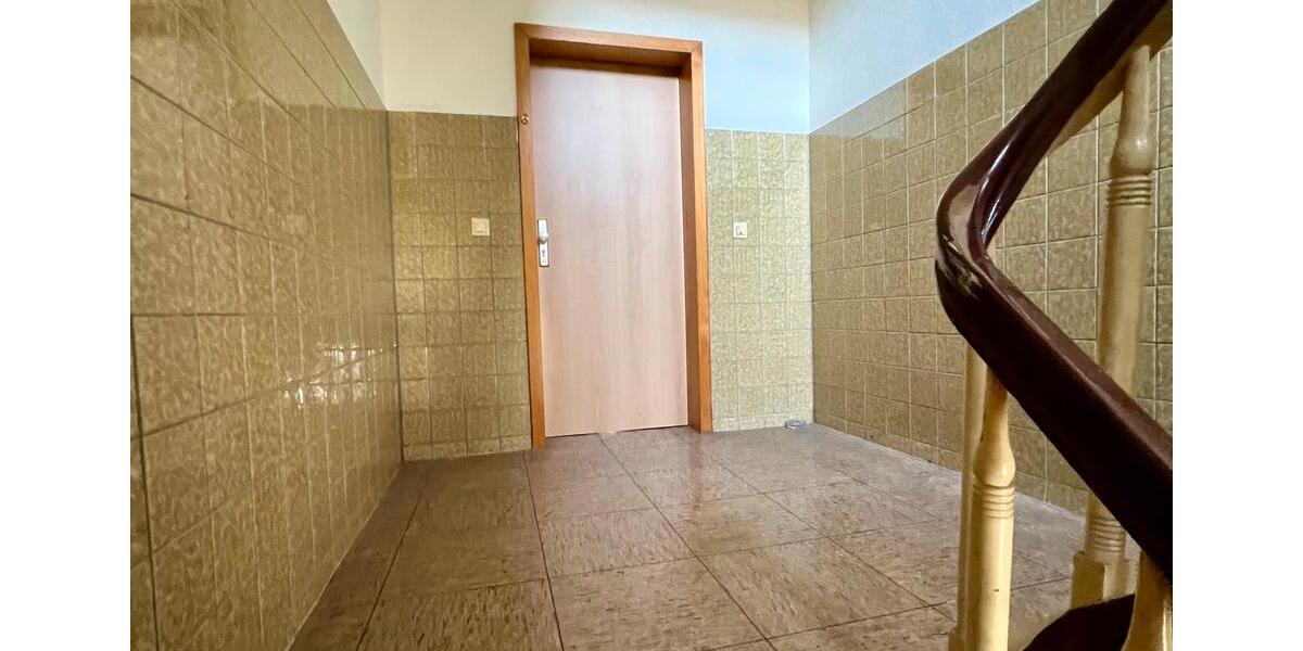 Dachgeschoßwohnung Gummersbach Berstig Süd - 3 Zimmer, 83 m&sup2;, 830&euro; | Angebot:26040287