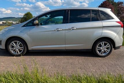 Ford Grand C-Max 87.000 km 5.500 &euro; Attendorn 57439