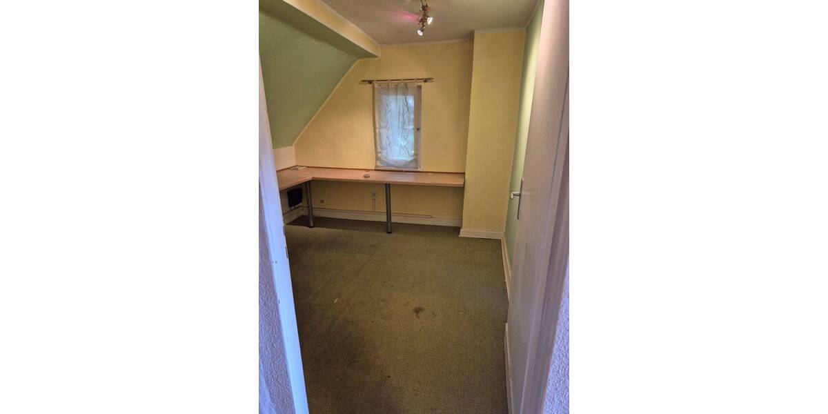 Doppelhaushälfte Lüdenscheid Staberg - 5 Zimmer, 168 m&sup2;, 125.000&euro; | Angebot:26891477