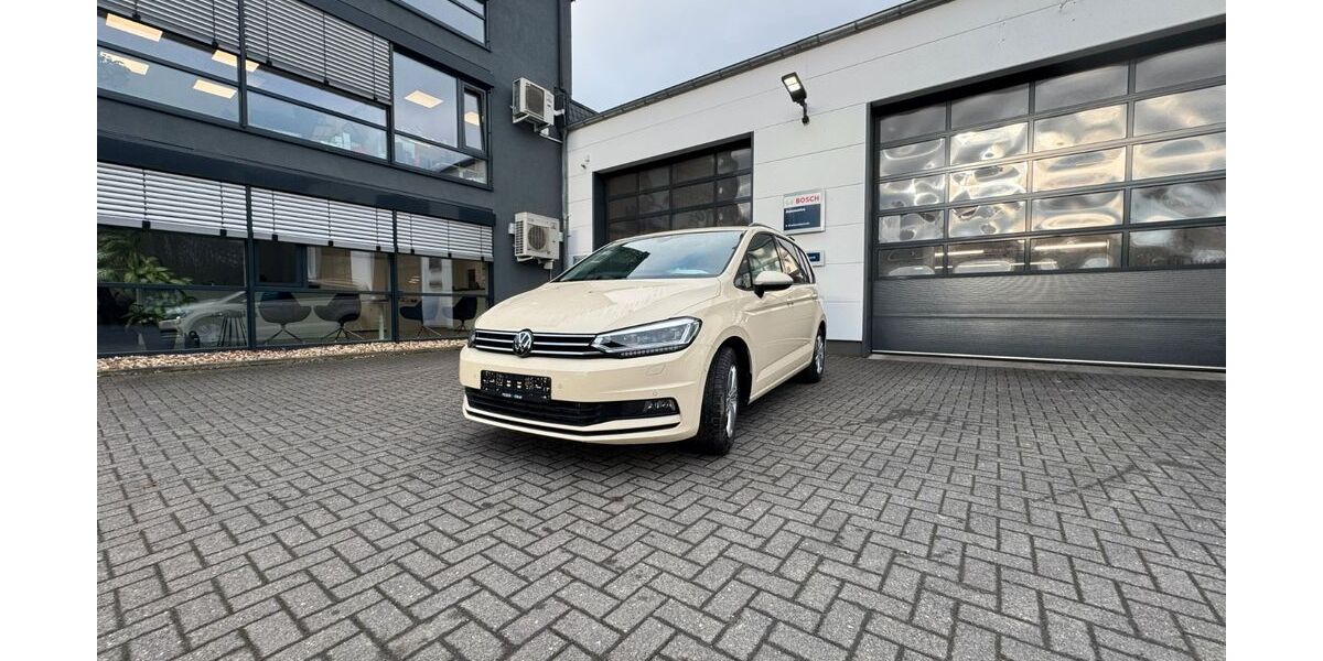 VW Touran 30.000 km 35.105 &euro; Nümbrecht 51588