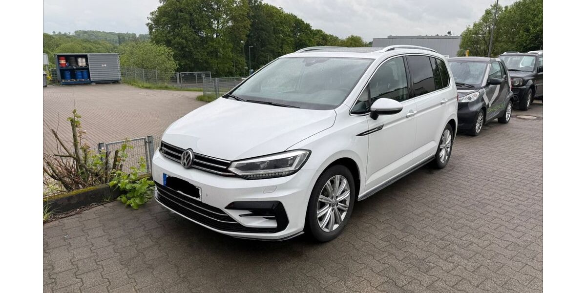VW Touran 98.300 km 20.399 &euro; Radevormwald 42477