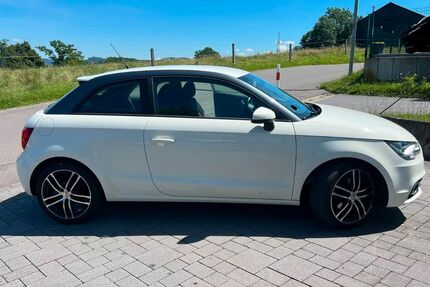 Audi A1 122.606 km 8.300 &euro; Bergneustadt 51702