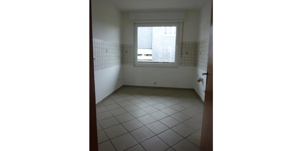 Mehrfamilienhaus, Wohnhaus Reichshof - 8 Zimmer, 206 m&sup2;, 495.000&euro; | Angebot:25436764