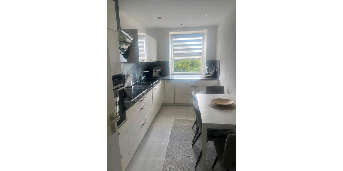 Etagenwohnung Meinerzhagen - 4 Zimmer, 94 m&sup2;, 159.900&euro; | Angebot:27450780