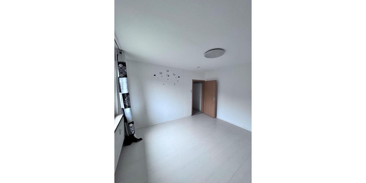 Etagenwohnung Lüdenscheid Brügge - 3 Zimmer, 68 m&sup2;, 580&euro; | Angebot:23818671