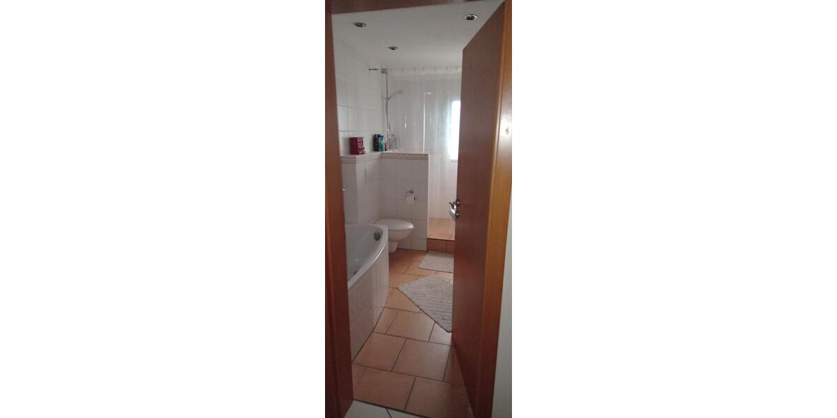 Dachgeschoßwohnung Marienheide - 2 Zimmer, 75 m&sup2;, 149.000&euro; | Angebot:23838902