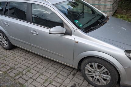 Opel Astra 260.000 km 800 &euro; Bergneustadt 51702