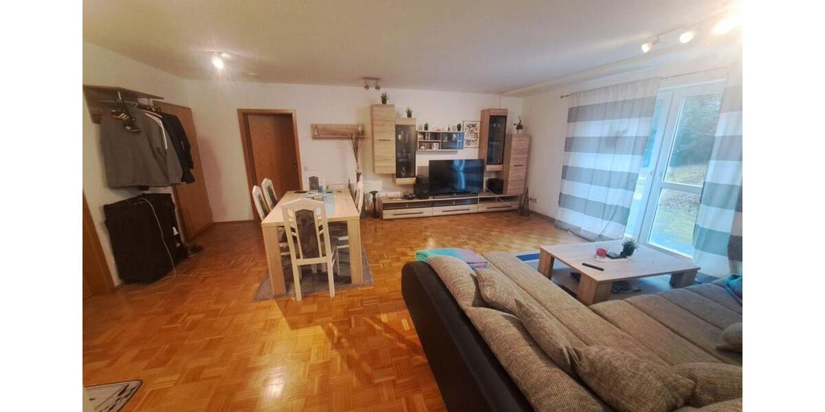 Erdgeschoßwohnung Freudenberg - 2 Zimmer, 62 m&sup2;, 520&euro; | Angebot:25882176