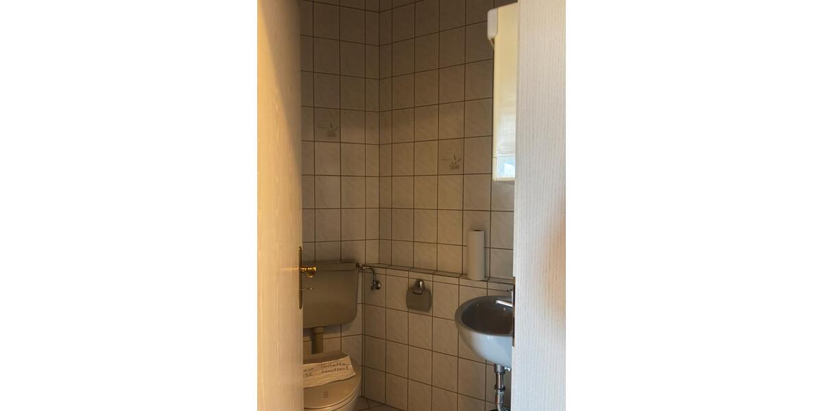 Erdgeschoßwohnung Wissen - 1 Zimmer, 97 m&sup2;, 700&euro; | Angebot:25994776