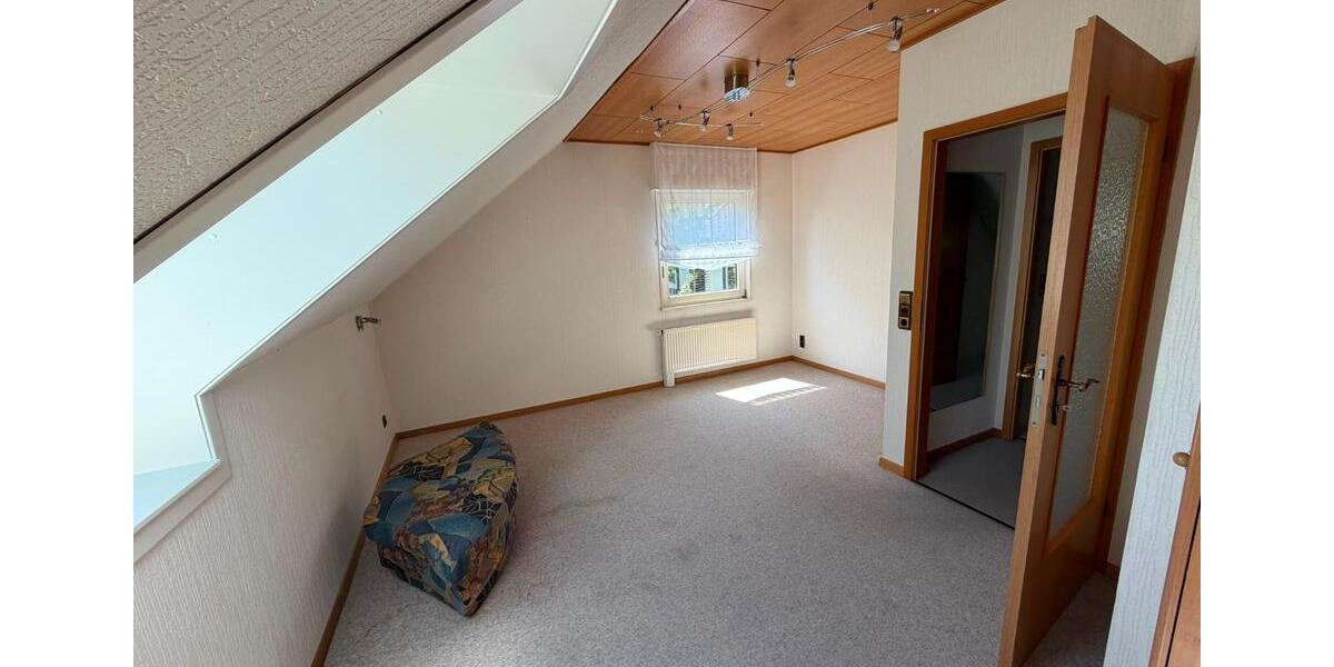 Einfamilienhaus Gummersbach Hepel - 5 Zimmer, 155 m&sup2;, 379.000&euro; | Angebot:27079773