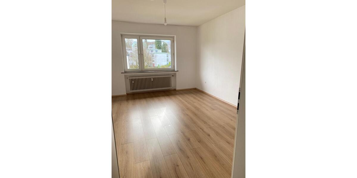 Etagenwohnung Lüdenscheid Staberg - 3 Zimmer, 74 m&sup2;, 760&euro; | Angebot:26415657