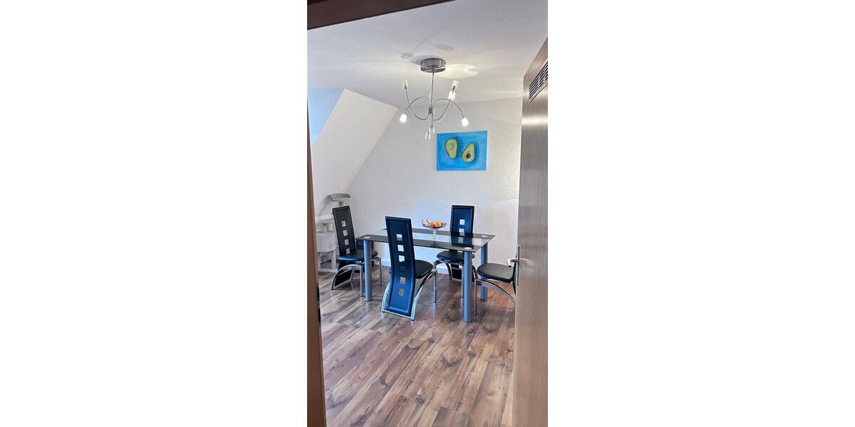 Dachgeschoßwohnung Waldbröl - 4 Zimmer, 80 m&sup2;, 600&euro; | Angebot:25921643