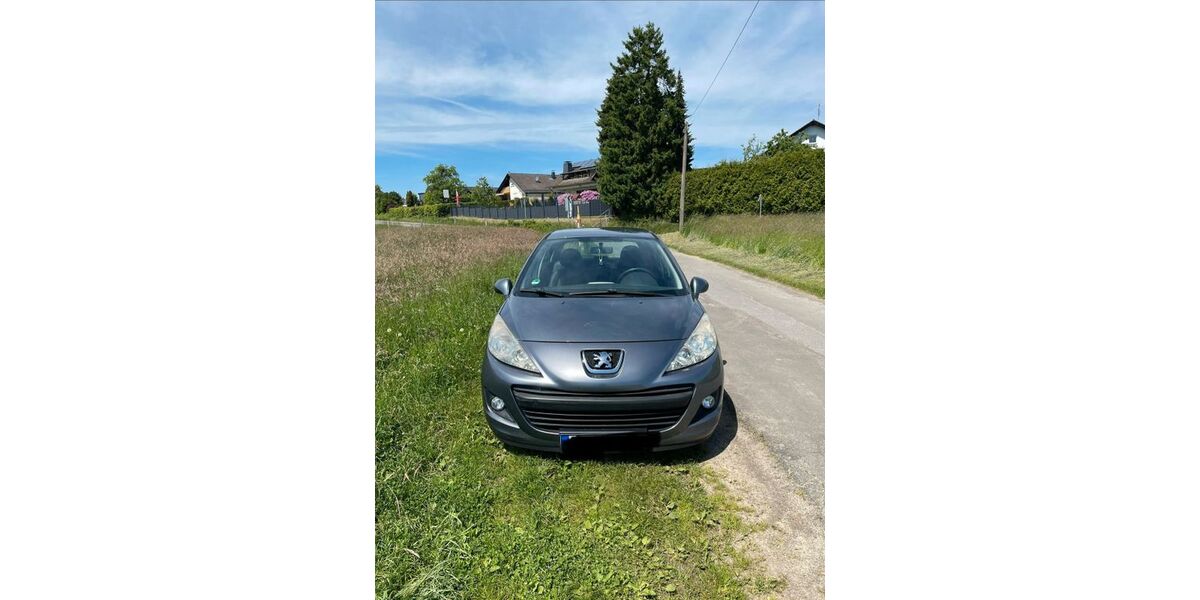 Peugeot 207 130.000 km 3.199 &euro; Wiehl 51674