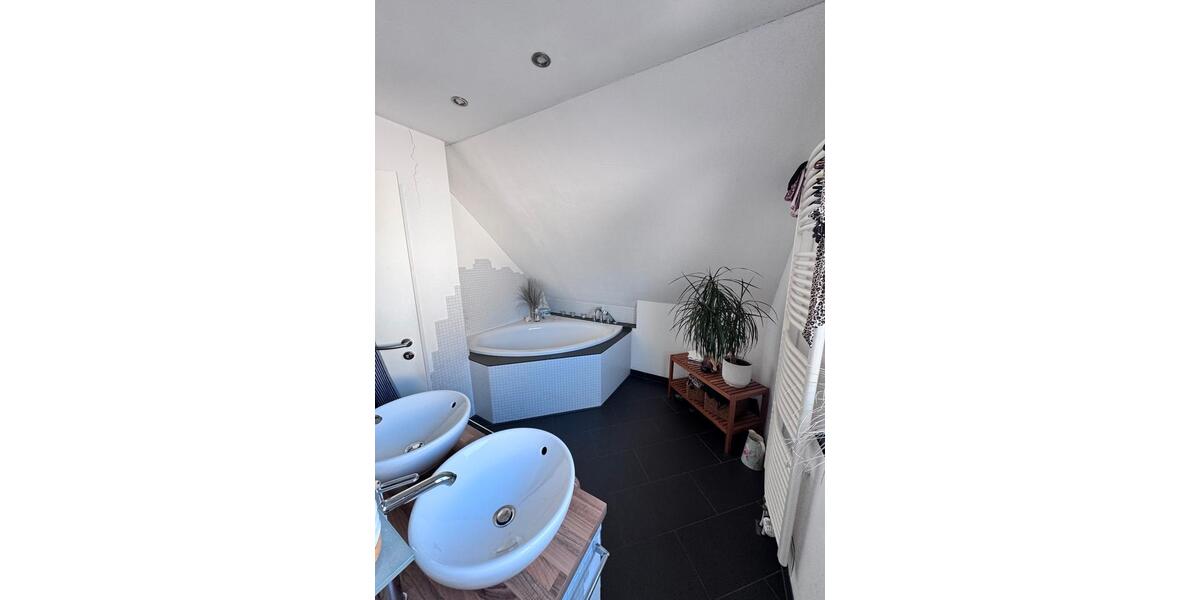 Einfamilienhaus Neunkirchen-Seelscheid Seelscheid - 5 Zimmer, 140 m&sup2;, 595.000&euro; | Angebot:26098140