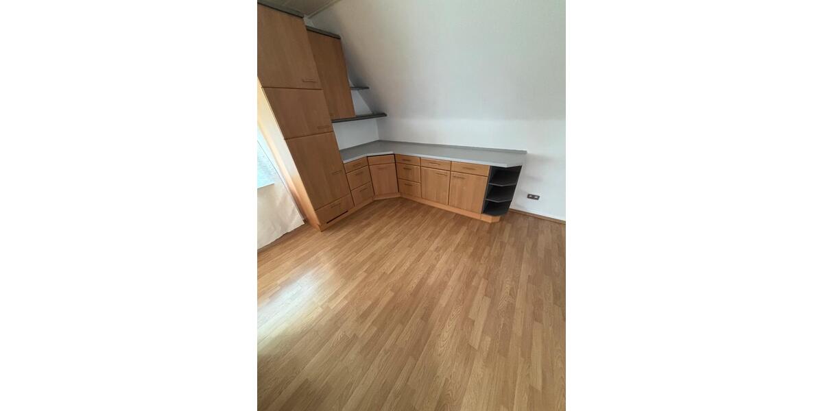 Etagenwohnung Gummersbach Berstig Süd - 3 Zimmer, 86 m&sup2;, 690&euro; | Angebot:25822532