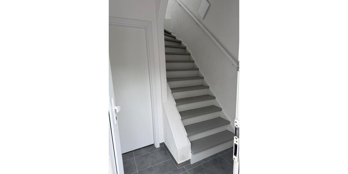 Mehrfamilienhaus, Wohnhaus Reichshof - 5 Zimmer, 135 m&sup2;, 275.000&euro; | Angebot:26906435
