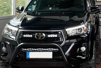 Toyota Hilux 137.000 km 39.990 &euro; Wipperfürth 51688
