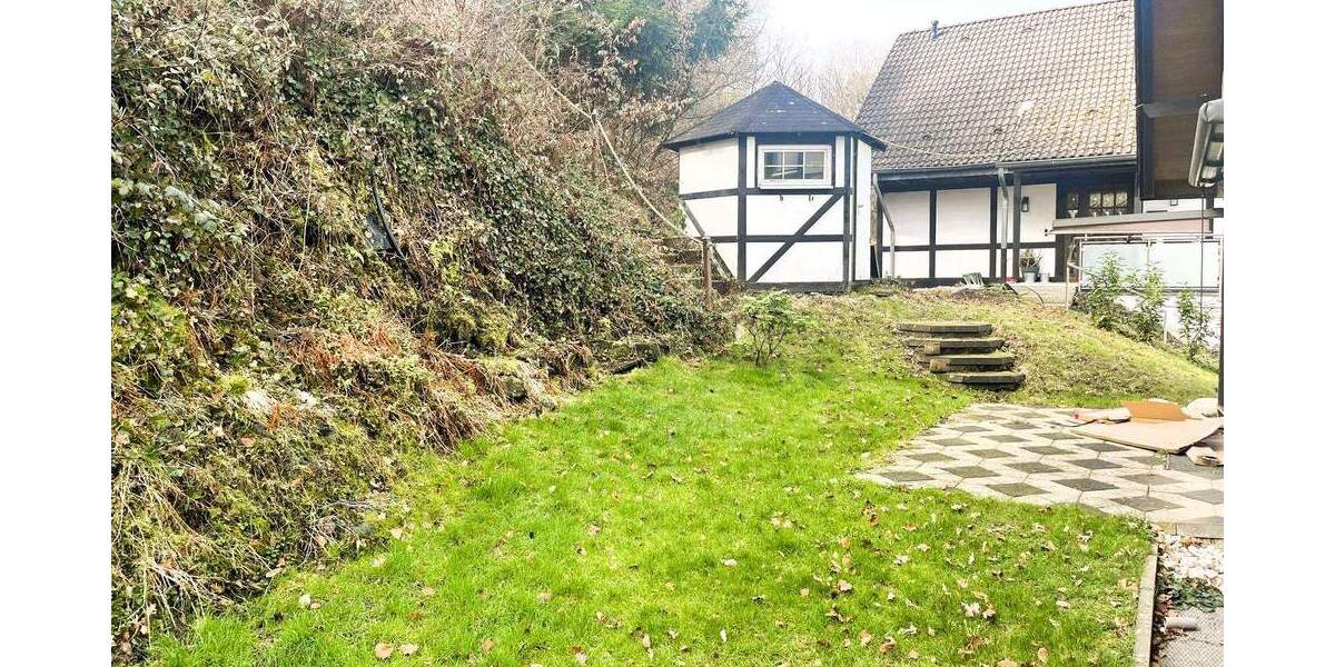 Einfamilienhaus Wiehl - 4 Zimmer, 152 m&sup2;, 349.000&euro; | Angebot:25796901