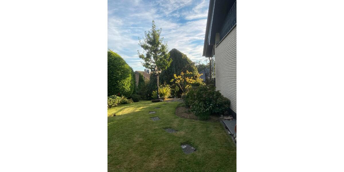 Einfamilienhaus Neunkirchen-Seelscheid Seelscheid - 19 Zimmer, 295 m&sup2;, 799.000&euro; | Angebot:26049514