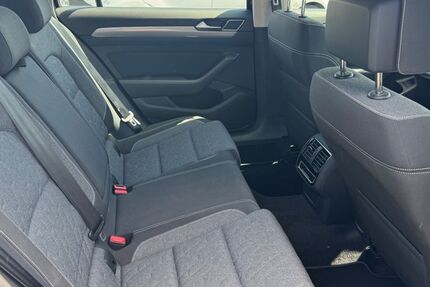 VW Passat 66.549 km 25.499 &euro; Wipperfürth 51688