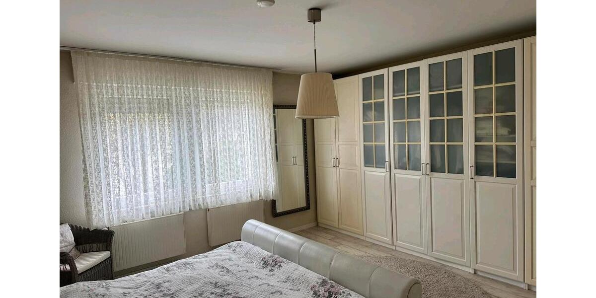 Erdgeschoßwohnung Meinerzhagen - 4 Zimmer, 146 m&sup2;, 1.190&euro; | Angebot:25933962