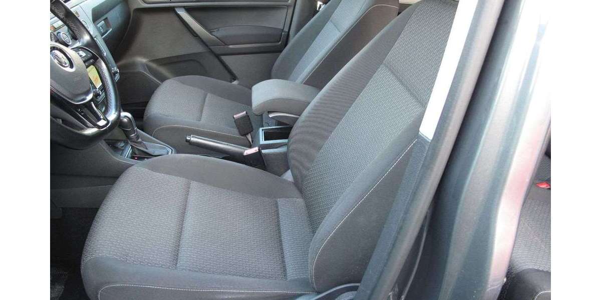 VW Caddy Maxi 1,4 TGI CNG DSG NAV AHK ALU KAM 1HD 106.010 km 18.387 &euro; Bergneustadt 51702