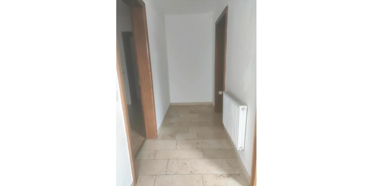 Erdgeschoßwohnung Bergneustadt - 3 Zimmer, 78 m&sup2;, 650&euro; | Angebot:27547075