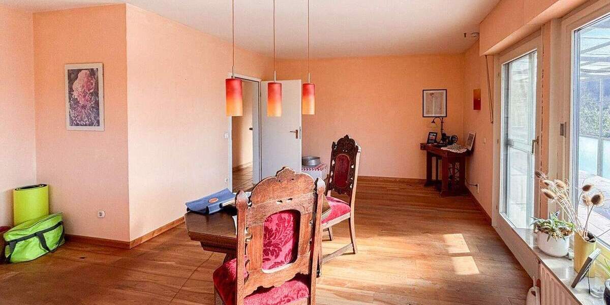 Bungalow Windeck / Herchen Herchen - 4 Zimmer, 168 m&sup2;, 299.000&euro; | Angebot:25691932