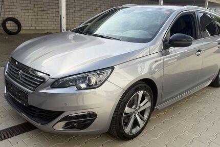 Peugeot 308 89.610 km 7.900 &euro; Overath bei Köln 51491