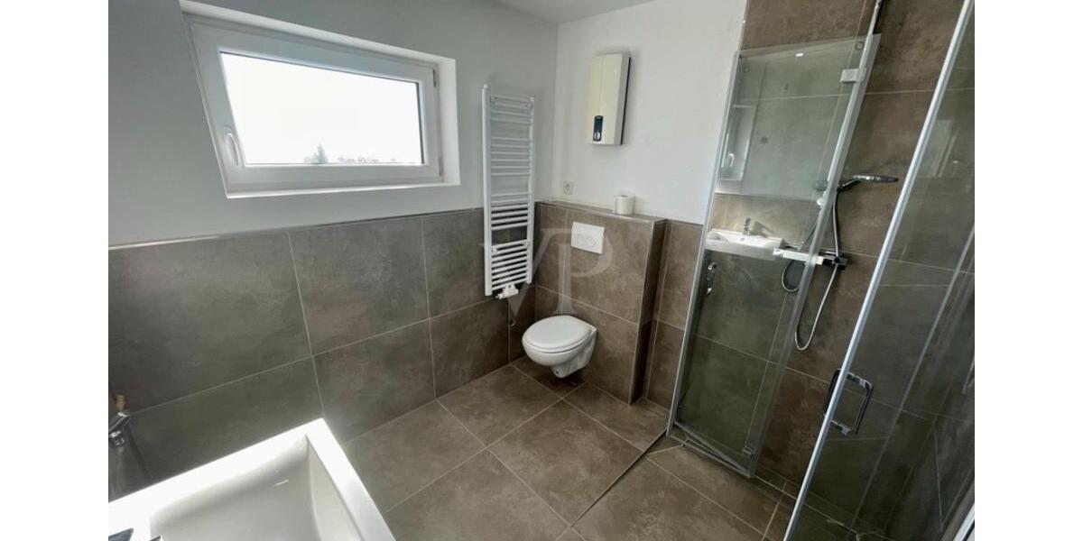 Etagenwohnung Bergneustadt - 3 Zimmer, 92 m&sup2;, 950&euro; | Angebot:27581609