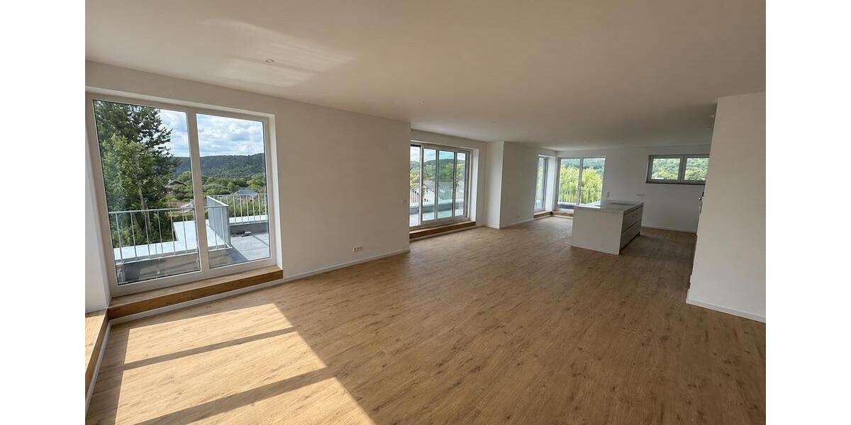 Einfamilienhaus Eitorf - 4.5 Zimmer, 210 m&sup2;, 2.700&euro; | Angebot:27596313