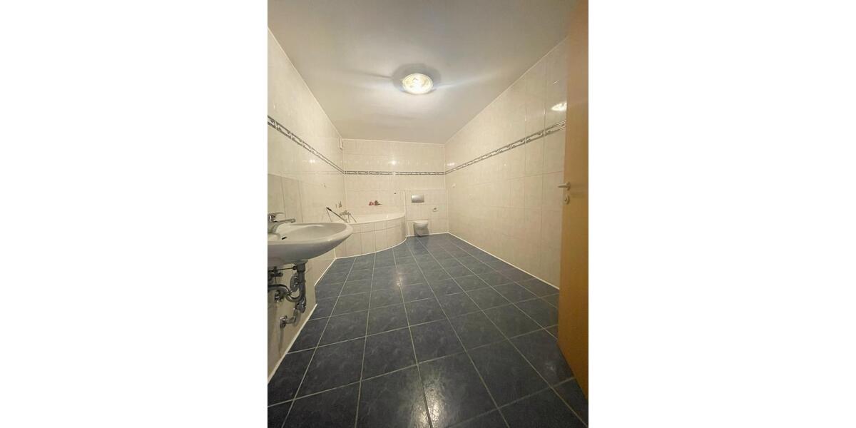 Etagenwohnung Overath - 3 Zimmer, 111 m&sup2;, 1.530&euro; | Angebot:26418880