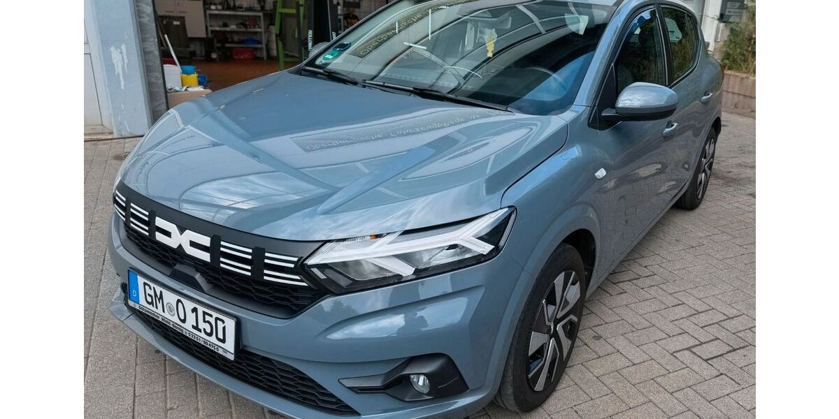 Dacia Sandero 38.000 km 13.990 &euro; Waldbröl 51545