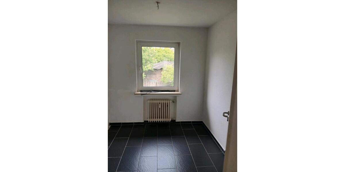 Etagenwohnung Waldbröl - 3 Zimmer, 63 m&sup2;, 135.000&euro; | Angebot:27459329