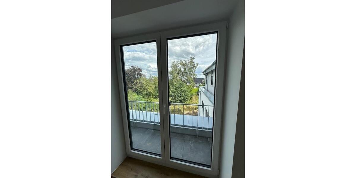 Einfamilienhaus Eitorf - 4.5 Zimmer, 210 m&sup2;, 2.700&euro; | Angebot:27596313