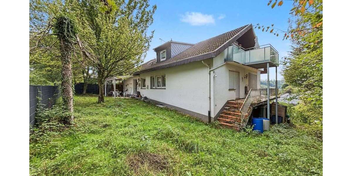 Etagenwohnung Gummersbach - 4 Zimmer, 127 m&sup2;, 229.000&euro; | Angebot:27487364