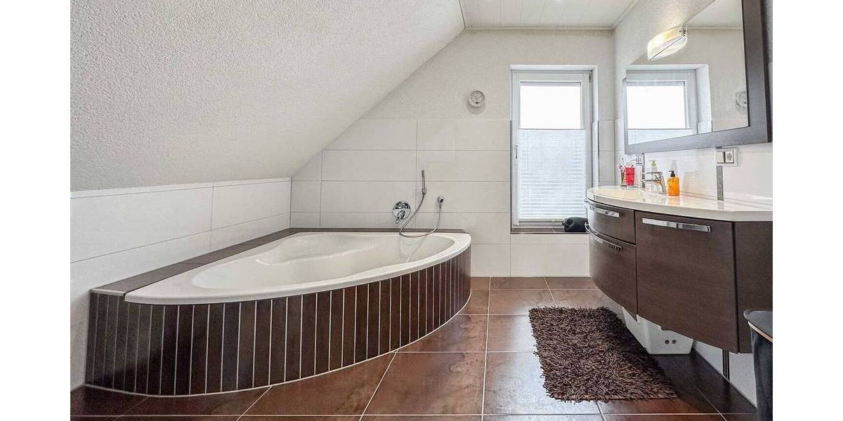 Einfamilienhaus Olpe - 6 Zimmer, 160 m&sup2;, 650.000&euro; | Angebot:26543132