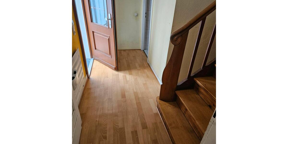 Etagenwohnung Gummersbach - 2 Zimmer, 60 m&sup2;, 649&euro; | Angebot:26033835