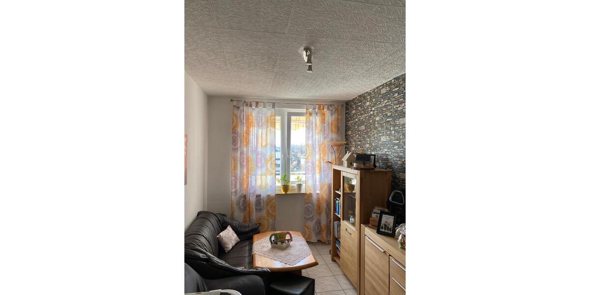 Dachgeschoßwohnung Bergneustadt - 3 Zimmer, 81 m&sup2;, 185.000&euro; | Angebot:25932738