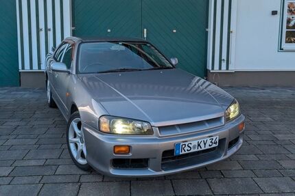 Nissan Skyline 169.800 km 29.490 &euro; Hückeswagen 42499