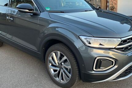 VW T-Roc 9.500 km 27.990 &euro; Gummersbach 51647