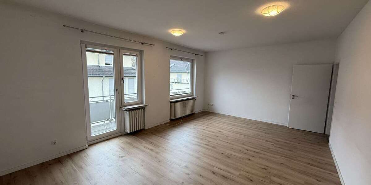 Etagenwohnung Overath Wasser - 3 Zimmer, 80 m&sup2;, 800&euro; | Angebot:26065264