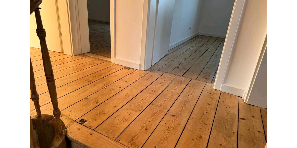Einfamilienhaus Lüdenscheid - 5 Zimmer, 170 m&sup2;, 1.400&euro; | Angebot:26340231