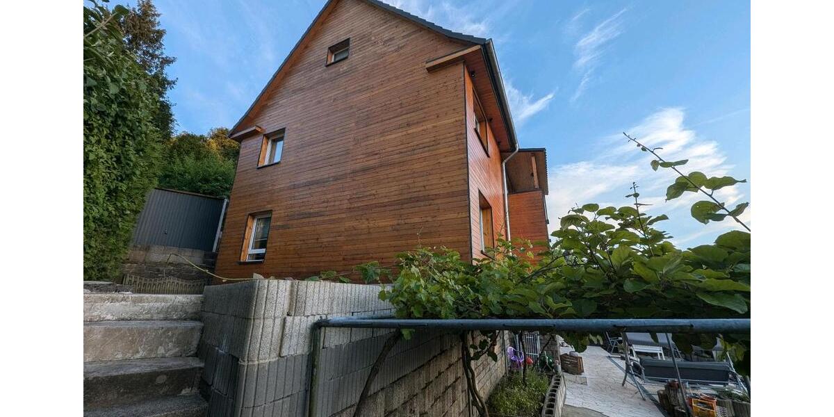 Einfamilienhaus Gummersbach - 6 Zimmer, 147 m&sup2;, 389.000&euro; | Angebot:16431598