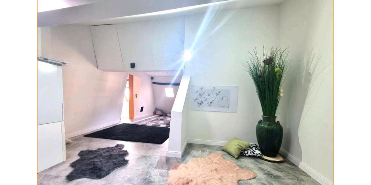 Reihenhaus Wiehl - 6 Zimmer, 150 m&sup2;, 180.000&euro; | Angebot:25882599