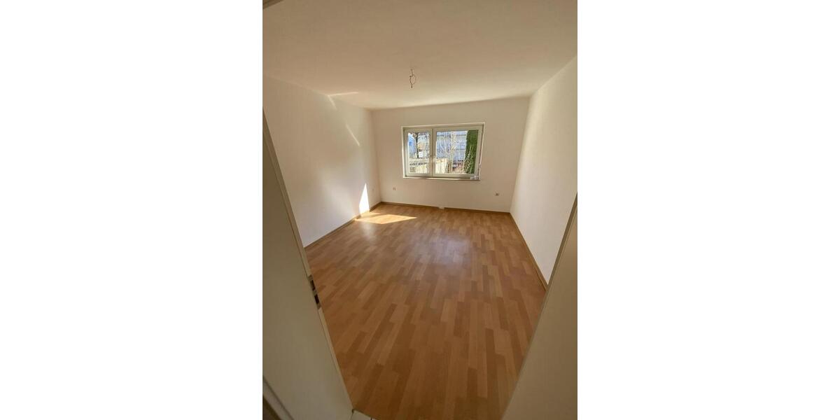 Etagenwohnung Plettenberg - 3 Zimmer, 56 m&sup2;, 419&euro; | Angebot:25807038